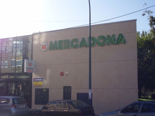 Galeria 17_Collosa, proyecto 01_-COLLOSA-MERCADONA imagen EDIFICIO COMERCIAL.JPG, construcciones Fedek